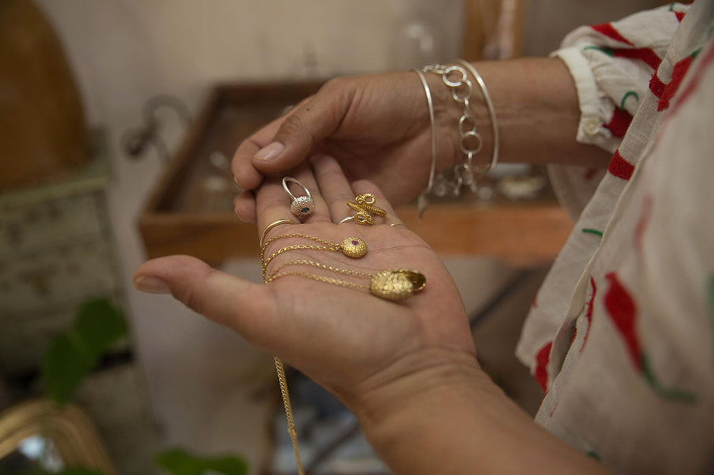 Metal Mixology: The New Rules of Gold, Silver and Style