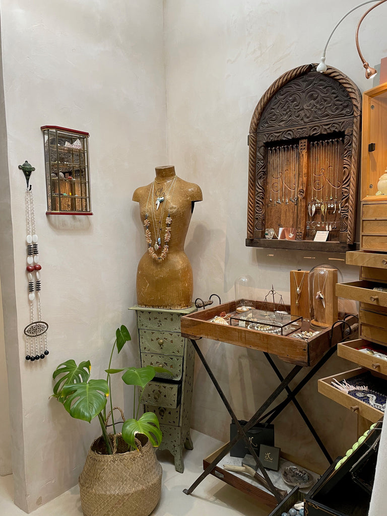New Season, Small Stories: Oysters & Pearls at the Studio