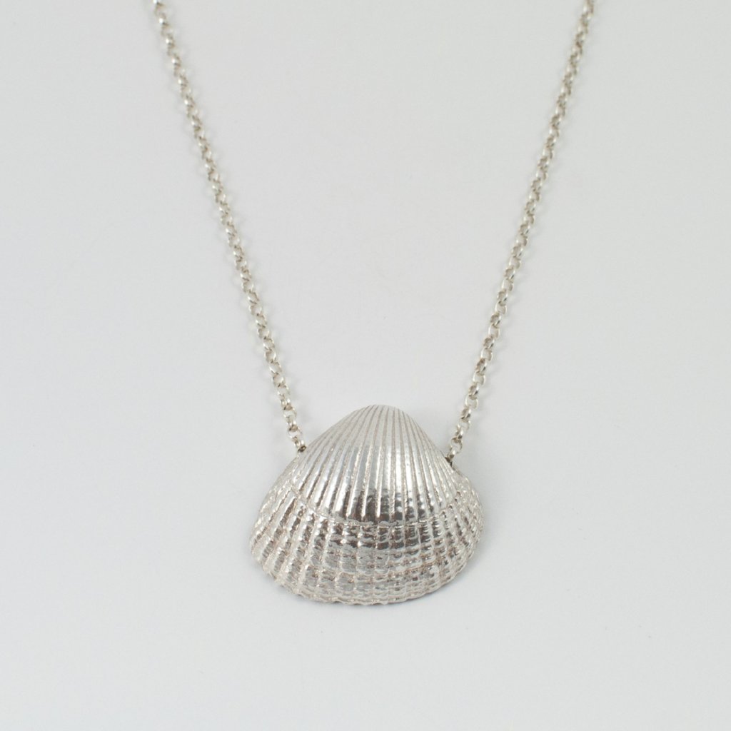COCKLE SHELL necklace, large - silver - Jennifer Kinnear Jewellery Shell Collection